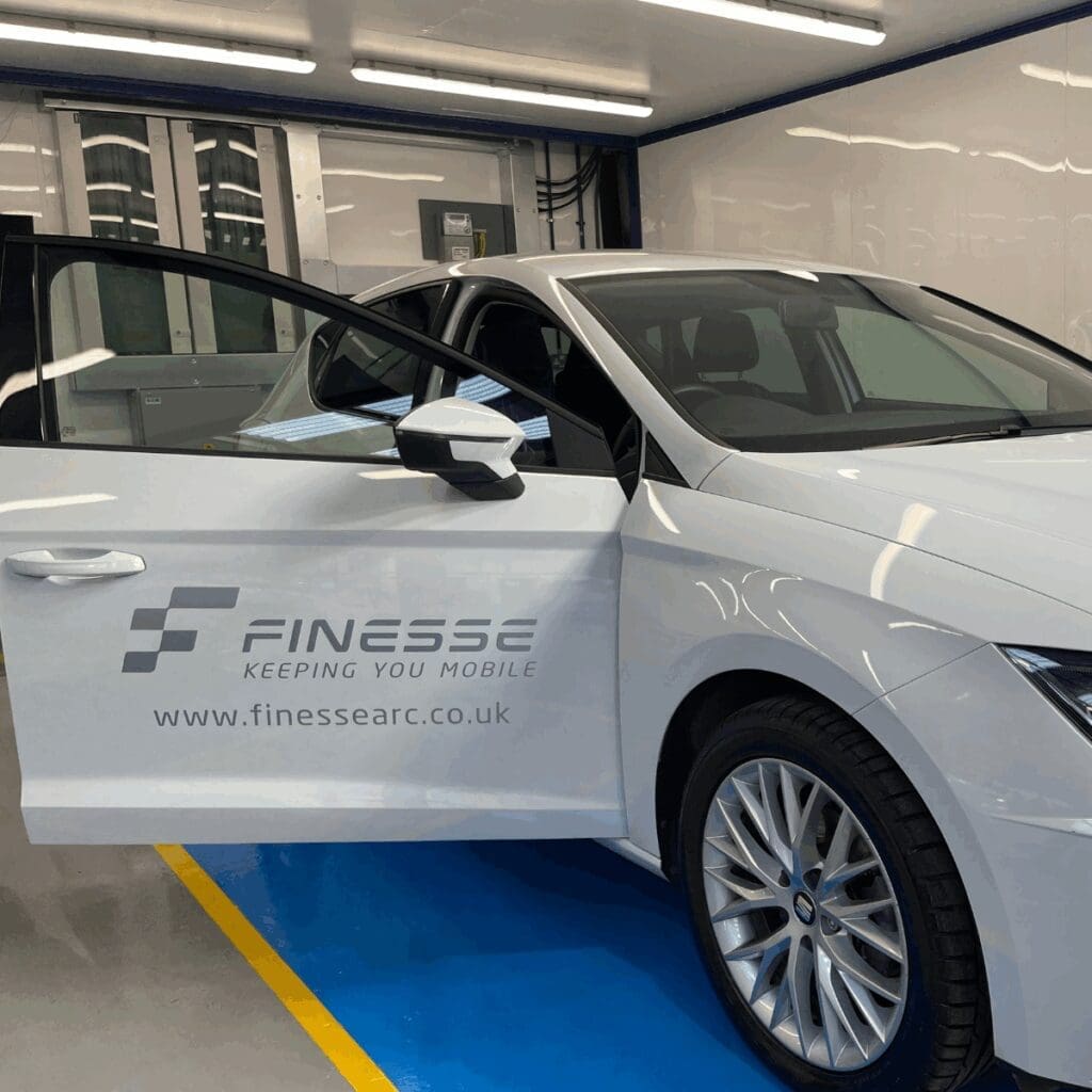 Finesse_keep_you_moving A courtesy cat at Finesse Bracknell accident repair body shop